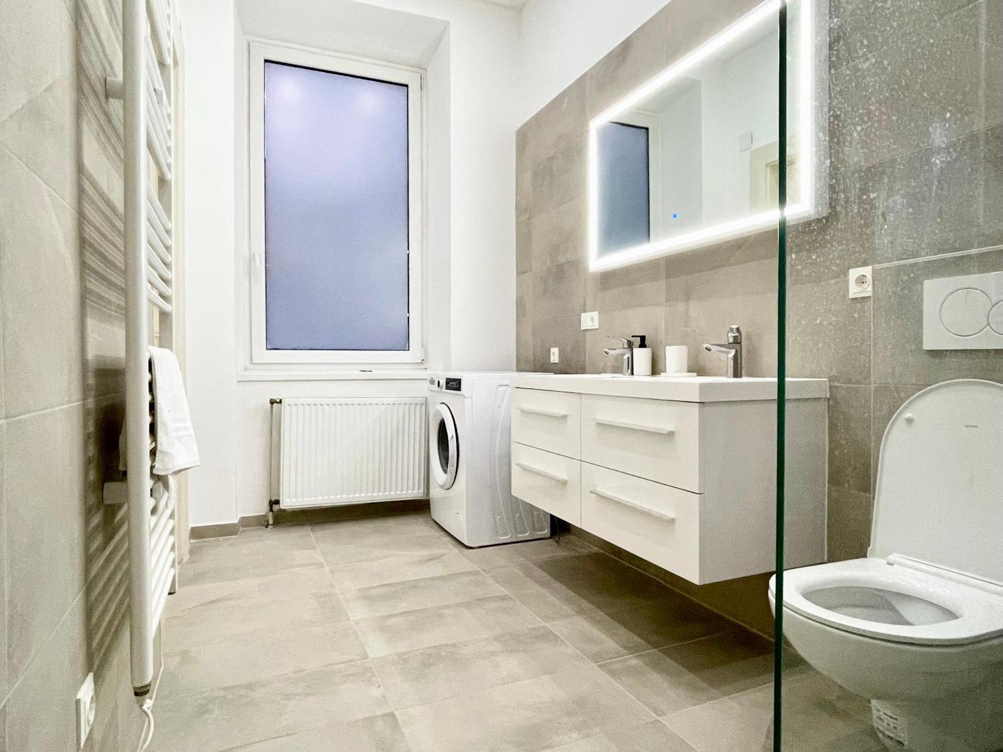 Luxury Apartment At Famous Vienna Kutschkermarkt Eksteriør billede